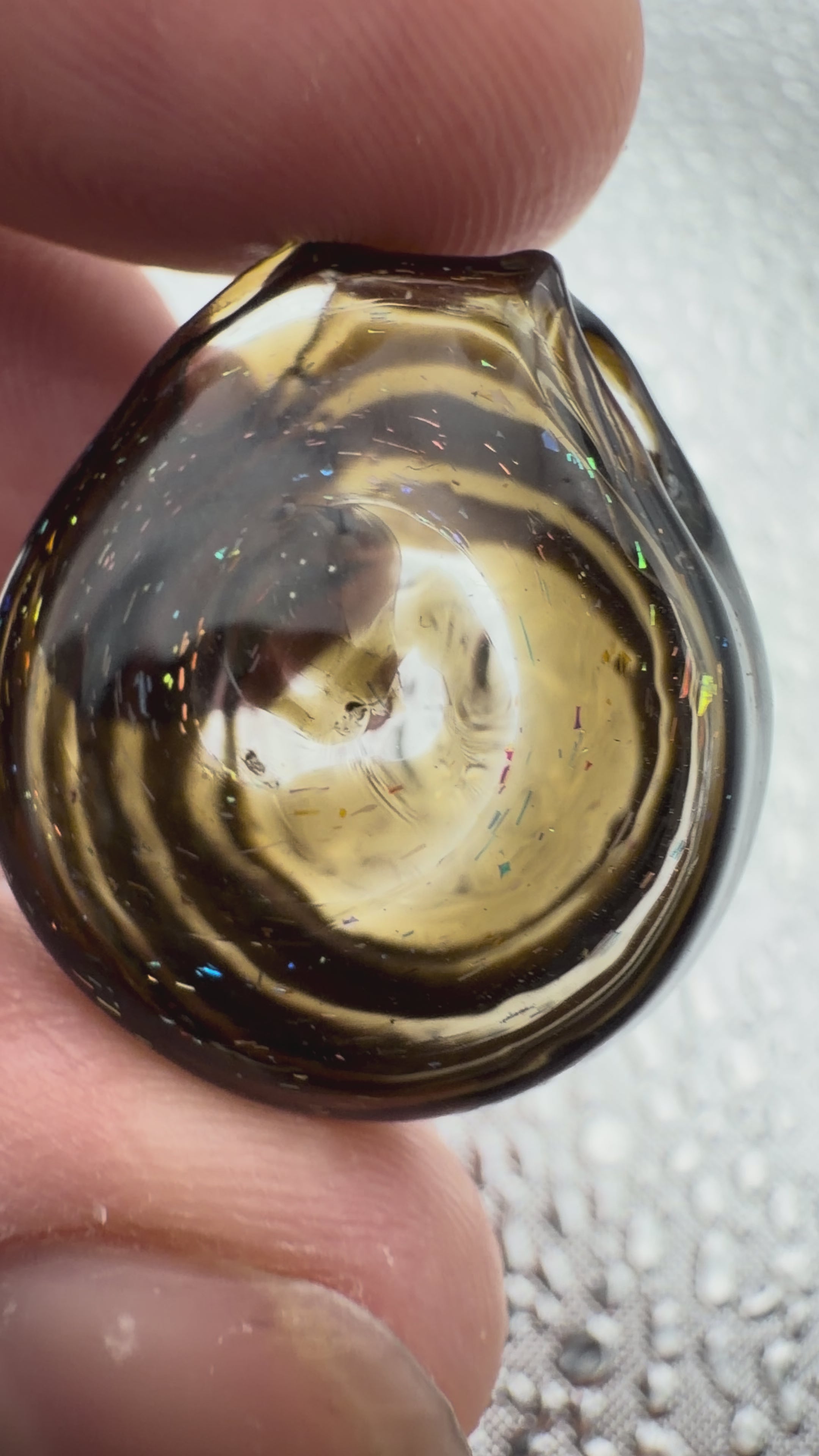 Hollow Dichro Pendant